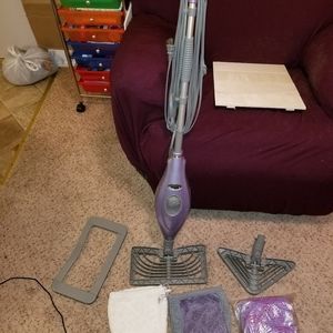 Shark pocket steam mop